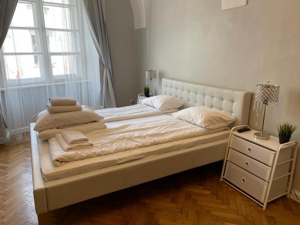 Florianska Deluxe Apartments With Air Condition Krakow Ngoại thất bức ảnh